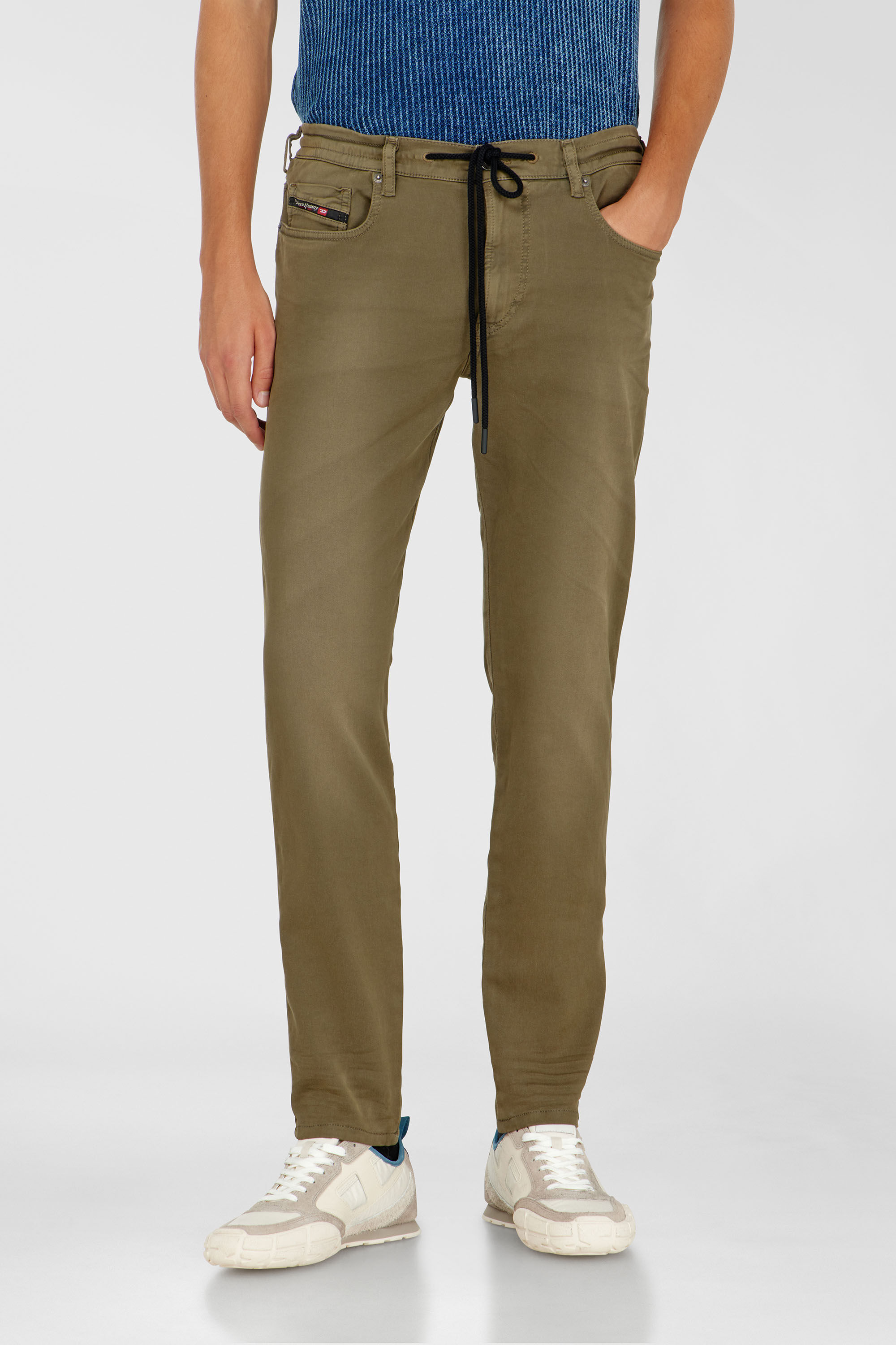 Diesel - Man's Slim 2062 D-Strukt Joggjeans&reg; 0670M, Green - 2