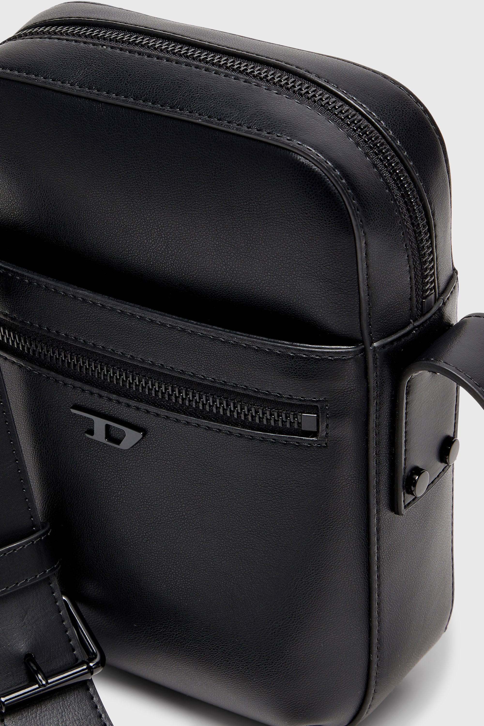 Diesel - RIVET-D CROSSBODY, Man's Rivet-D - Crossbody bag in PU with rivet details in Black - 5