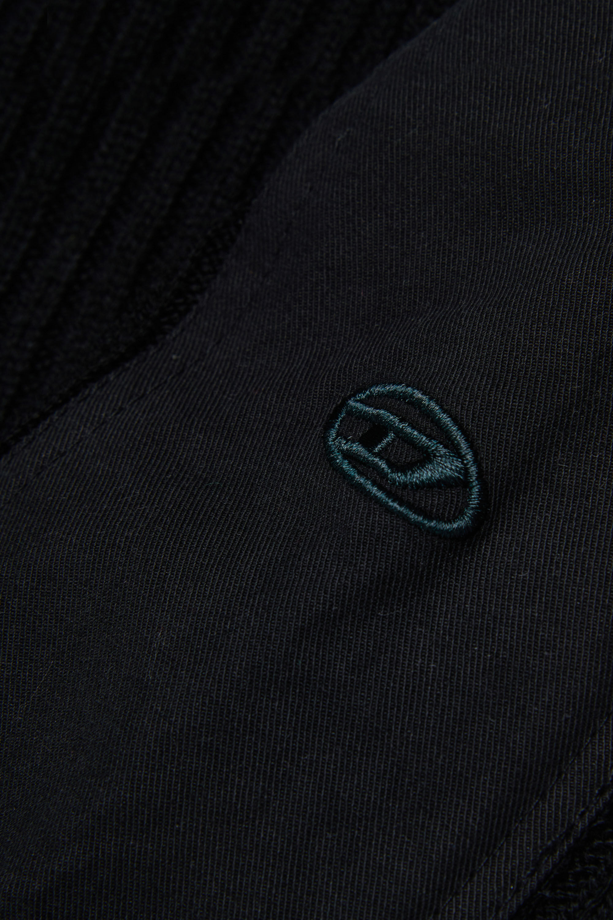 Diesel - KAMAR, Man's Frayed jumper in wool blend in Black - 4