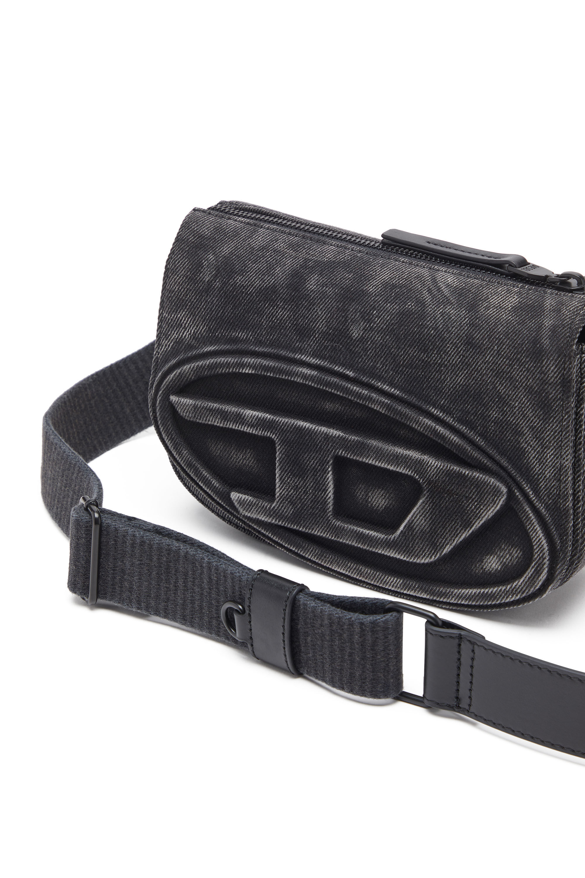 バッグ・カバンその他 DIESEL 1DR Camera Bag Women's 1DR-Camera bag in premium leather | Black | Diesel