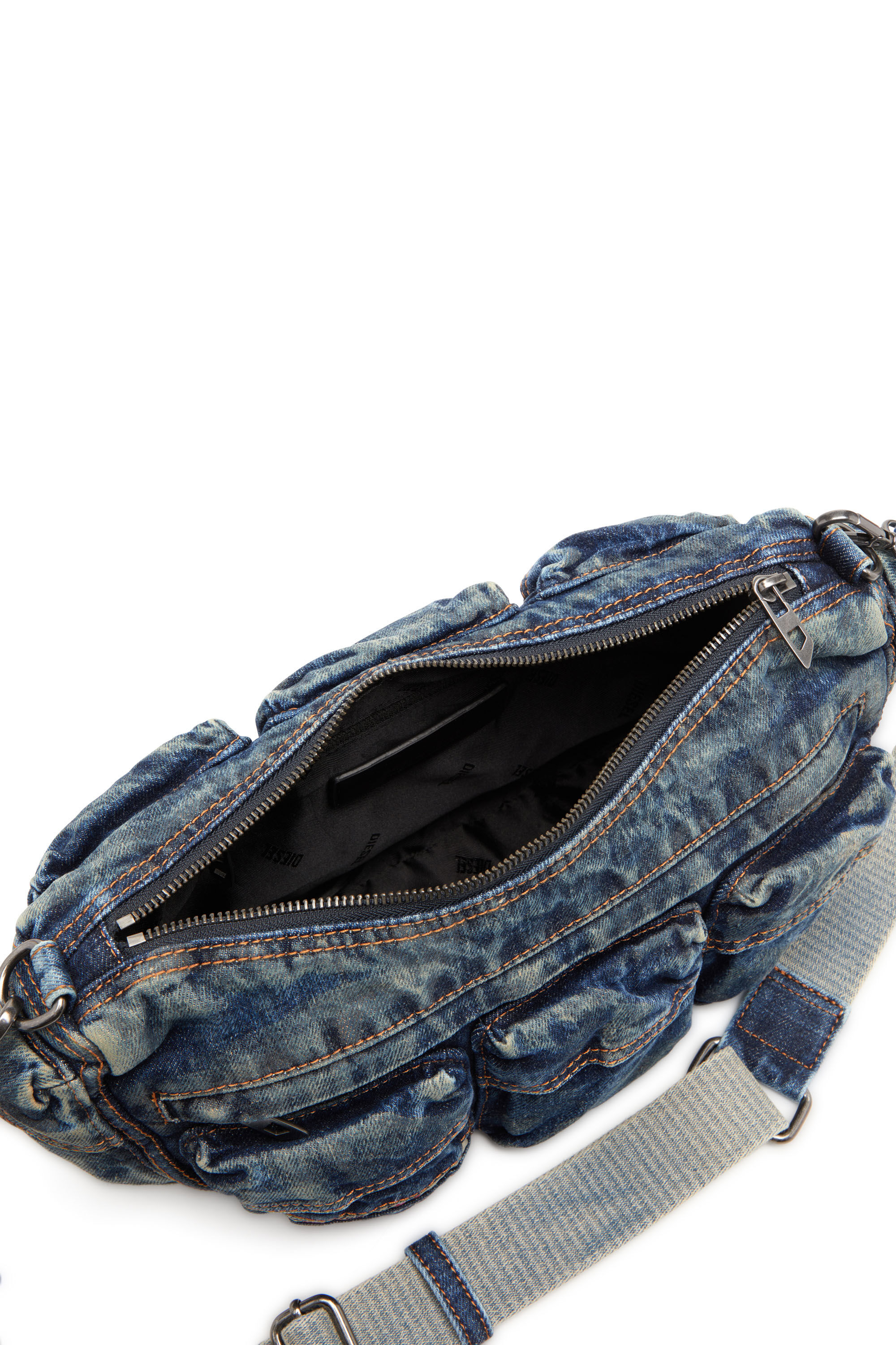 Travel 3000 Shoulder Bag X - Multipocket bag in treated