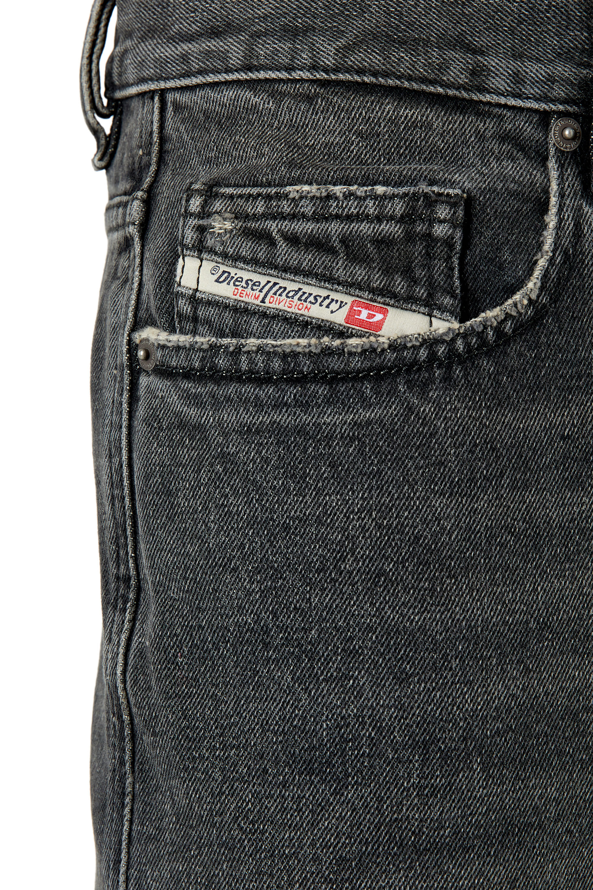 Diesel - 2020 D-Viker 007K8 Straight Jeans, Black/Dark grey - Image 5