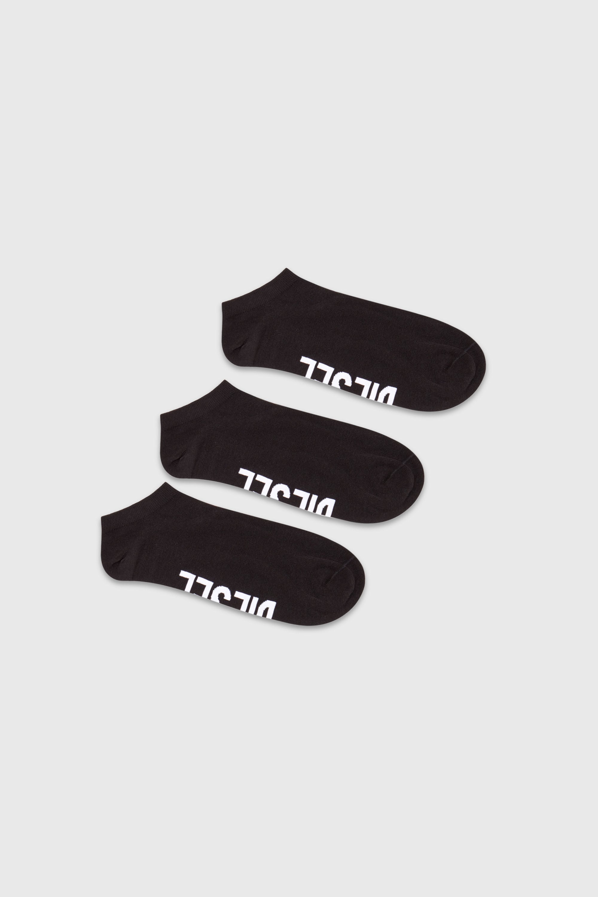 Diesel - SKM-GOST-THREEPACK, Man's Three-pack low-cut logo instep socks in Black - 1