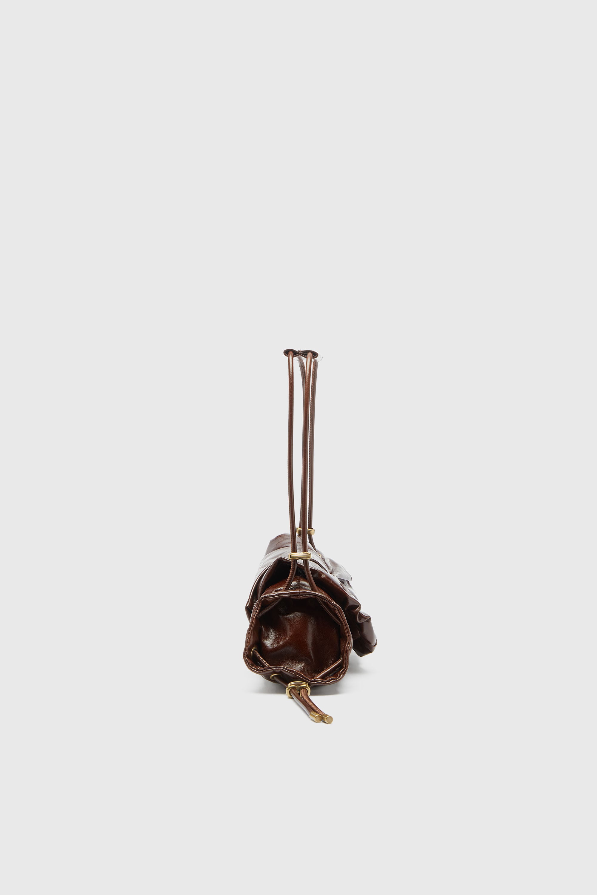 Diesel - SCRUNCH-D SHOULDER S, Woman's Scrunch-D-Small shoulder bag in shiny scrunched leather in Brown - 4