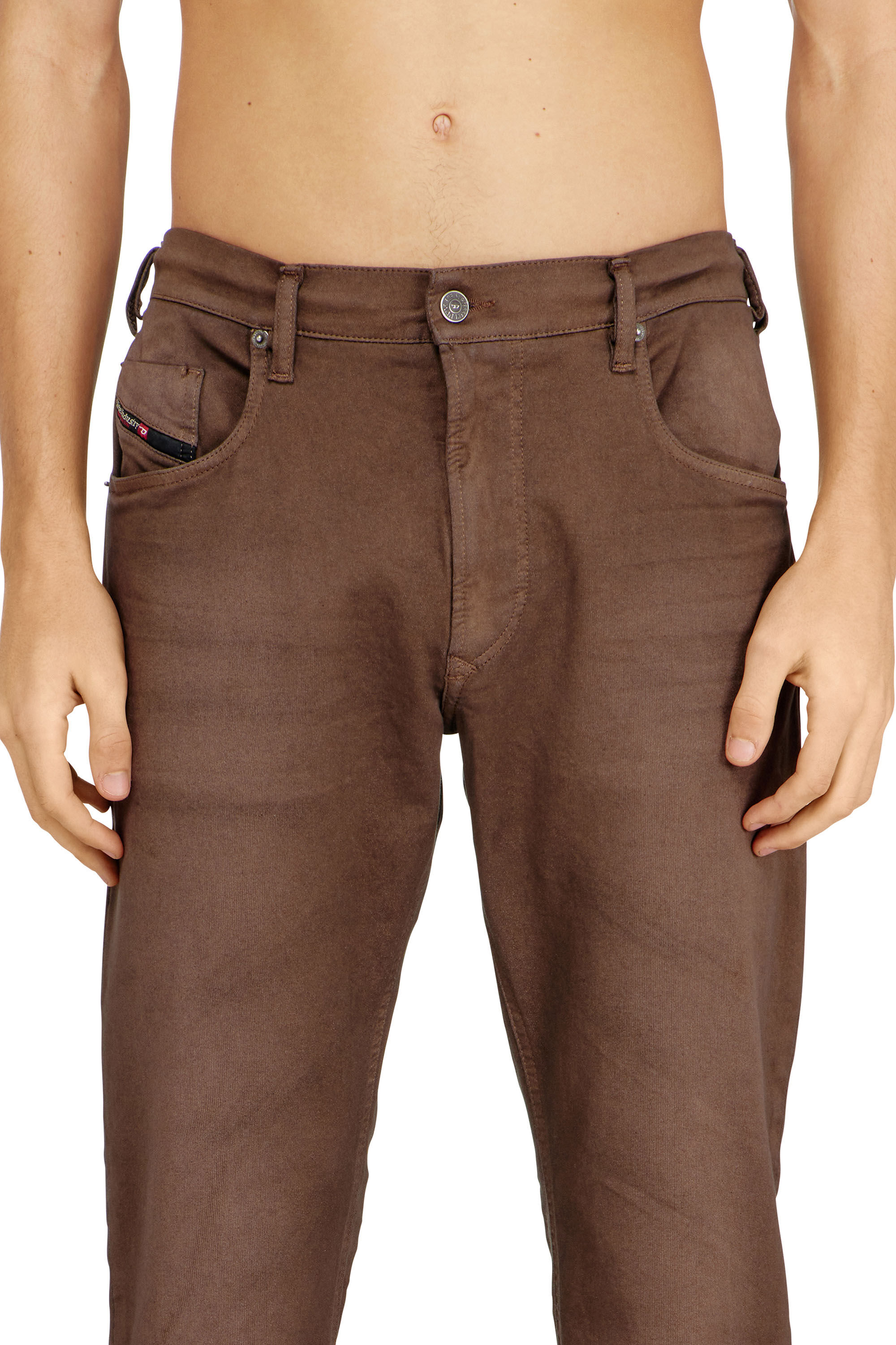Diesel - Man's Regular 2032 D-Krooley-BW Joggjeans&reg; 0670M, Brown - 5