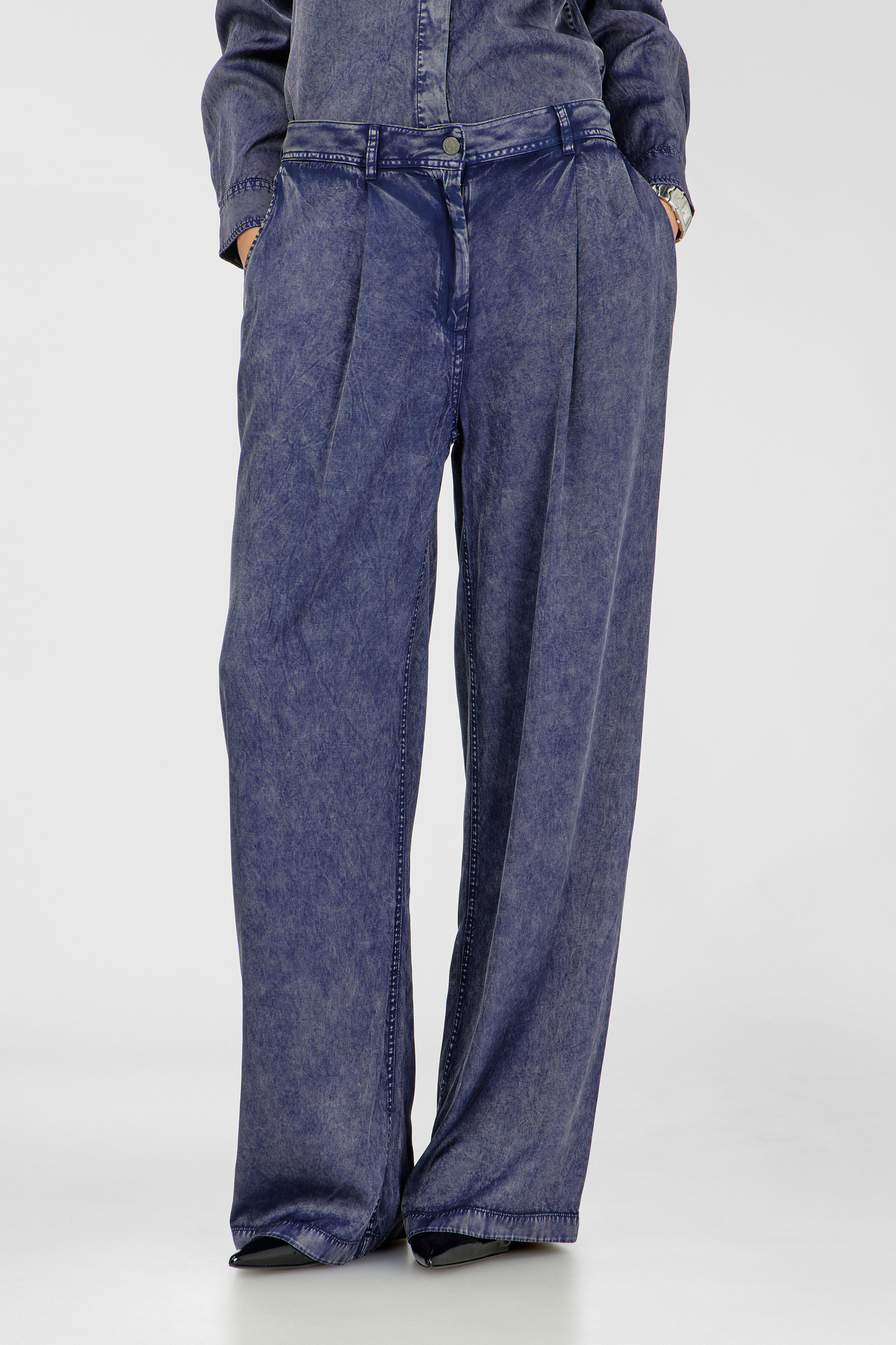 Diesel - P-AUSTINE, Woman's Wide-leg pants in denim-effect viscose in Dark Blue - 3