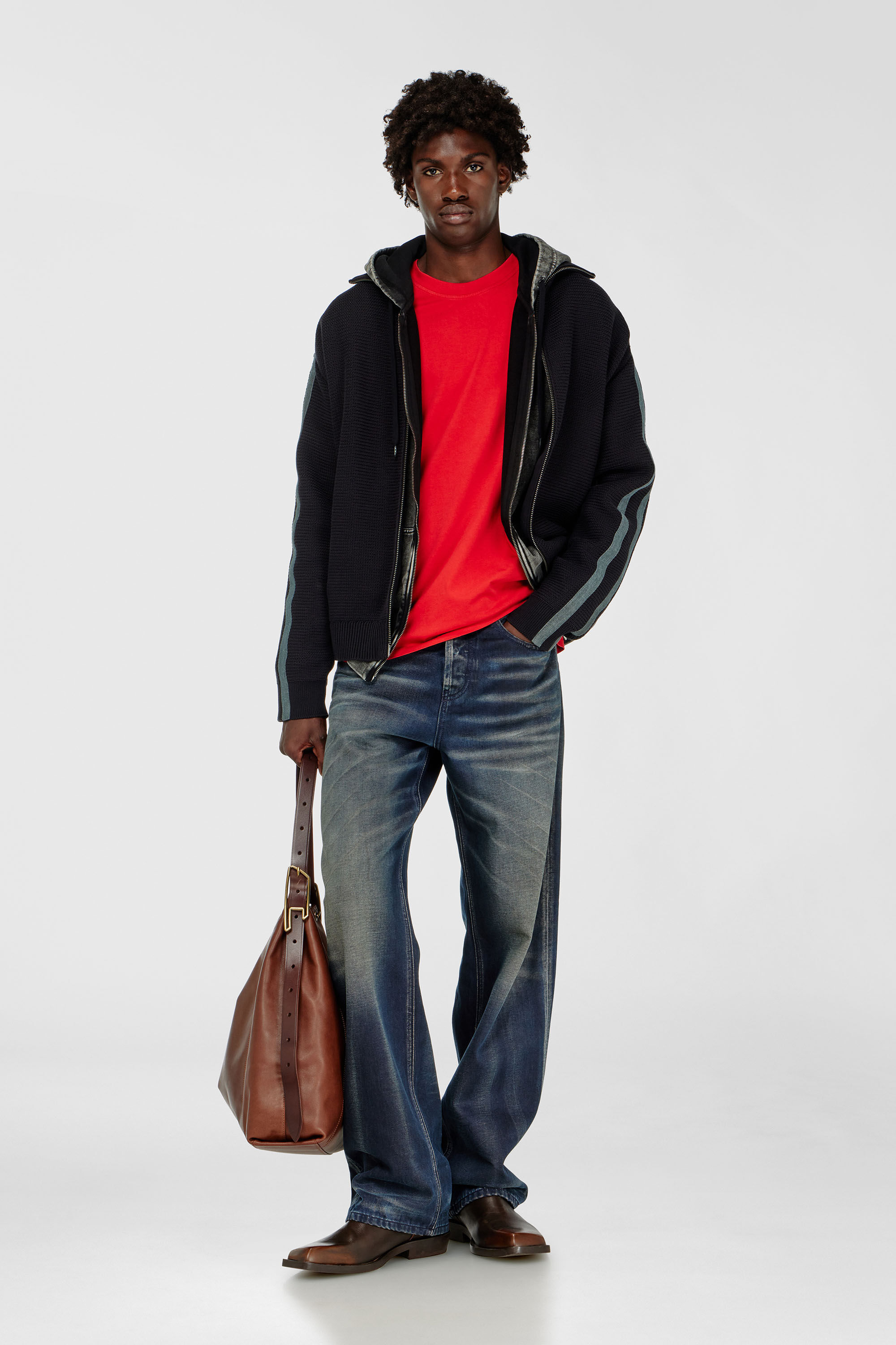 Diesel - D-LINE HOBO L, Woman's D-Line-Hobo bag in leather in Dark Brown - 2