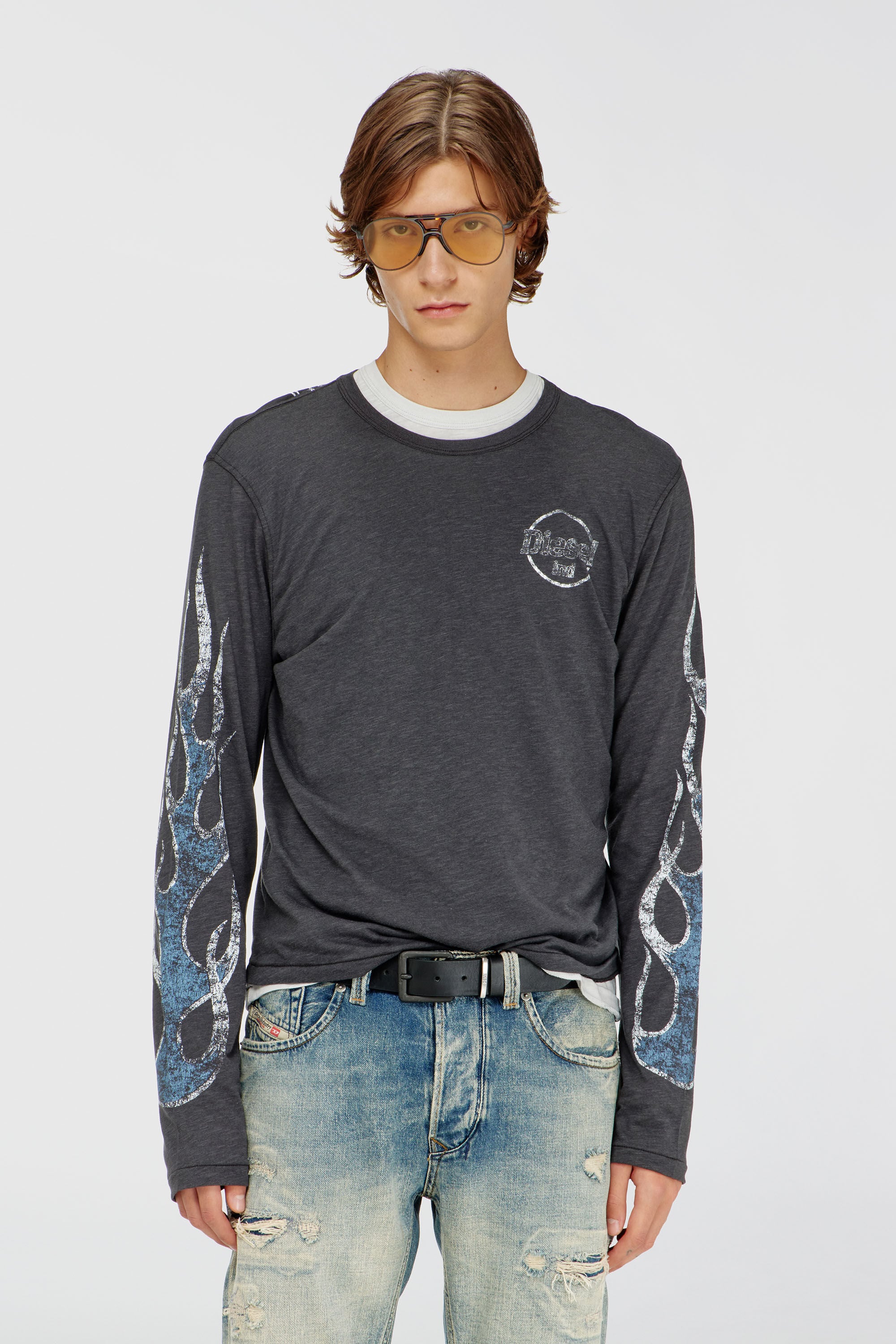 Diesel - T-NOTS-LS, Man's Long-sleeve T-shirt in slub jersey with crack print in Dark grey - 3