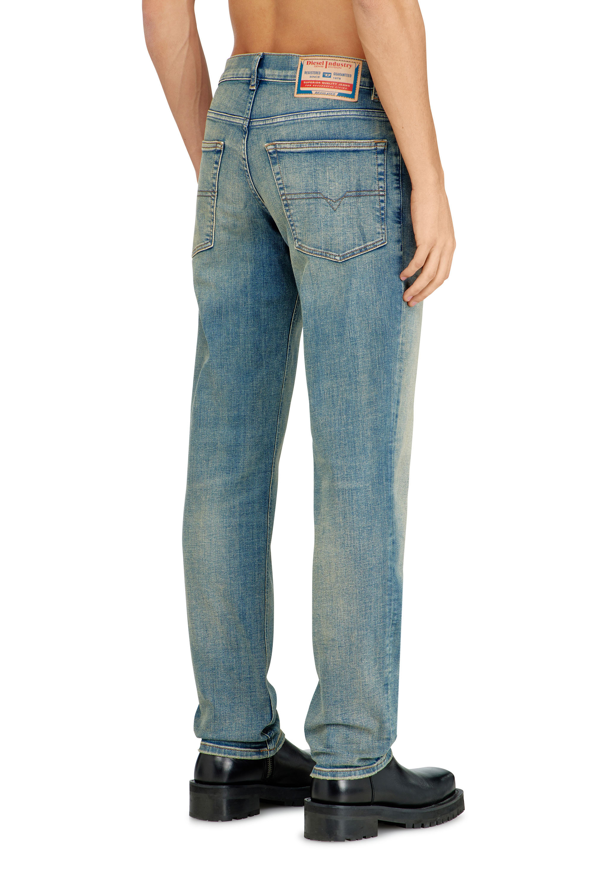 Diesel - Man's Regular Jeans 2023 D-Finitive 09N32, Medium blue - 4