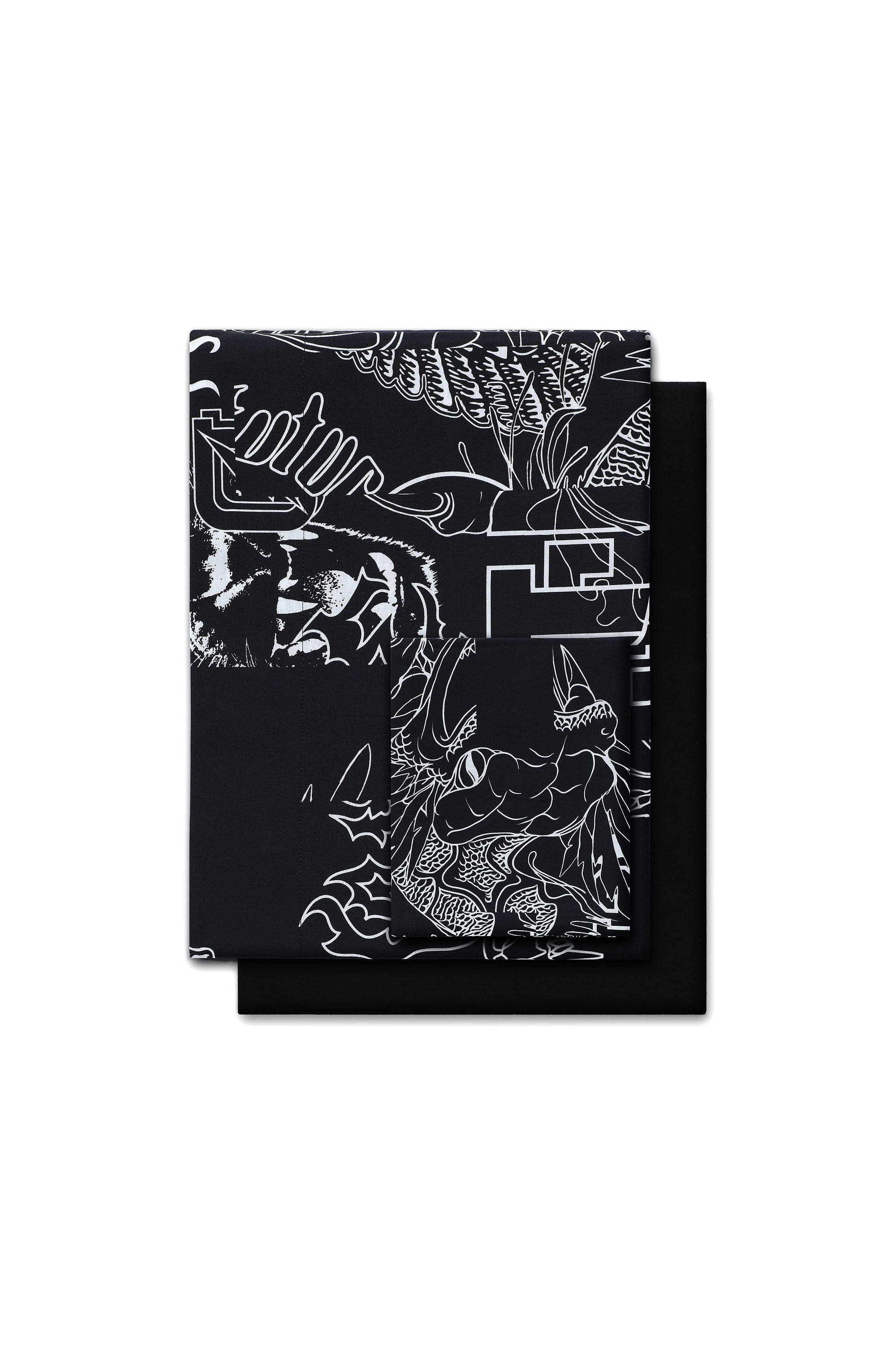 2004026 CLET COLLEGE, Black - Duvet Cover Set