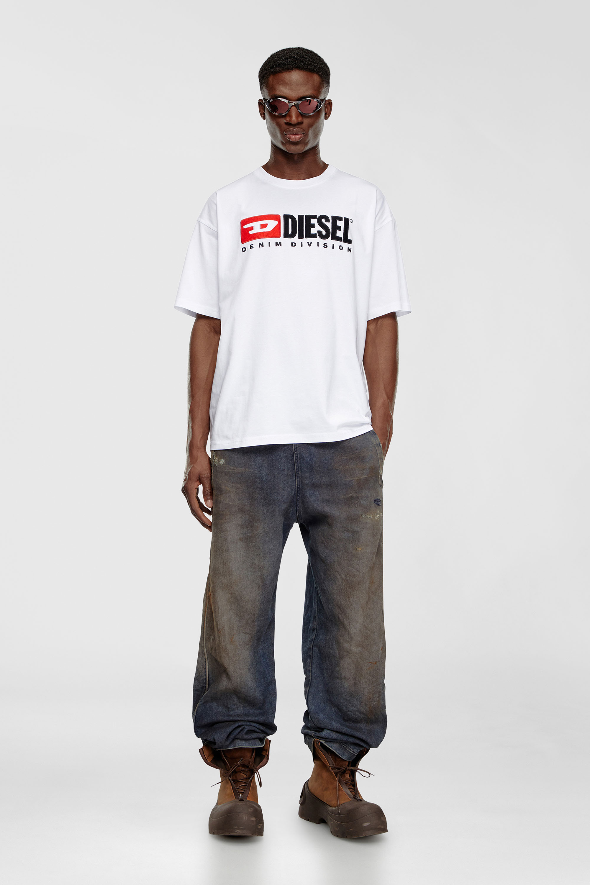 Diesel - T-BOXT-DIV, Man's T-shirt with Diesel patch logo in White - 1