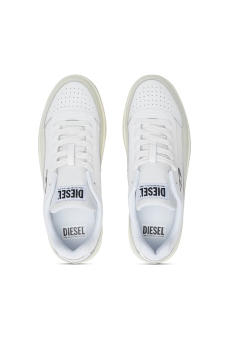 Diesel - S-TRACKER-D LOW, Man's Low top sneaker in White/Beige - 5