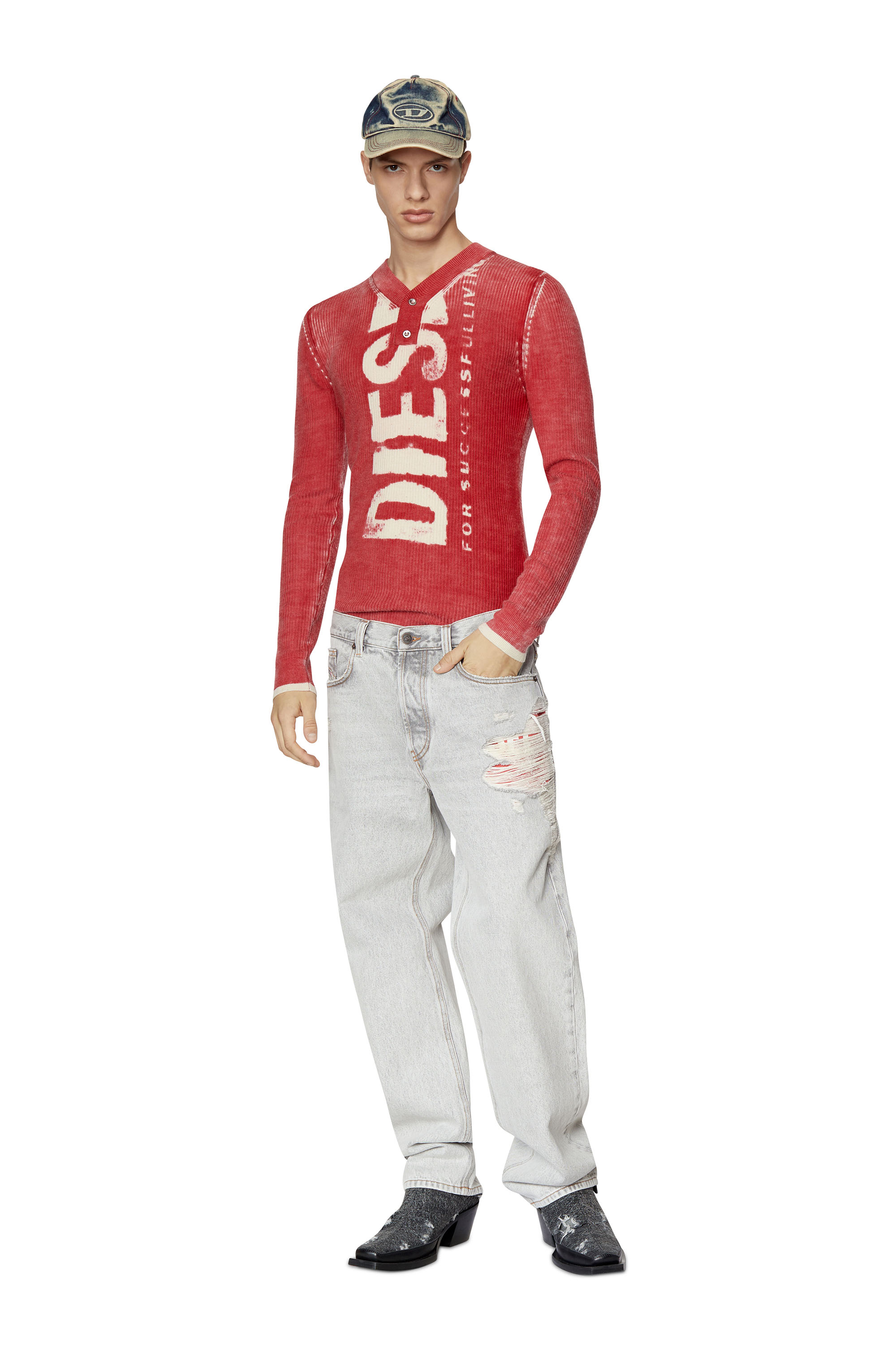 2010 007D9 Straight Jeans