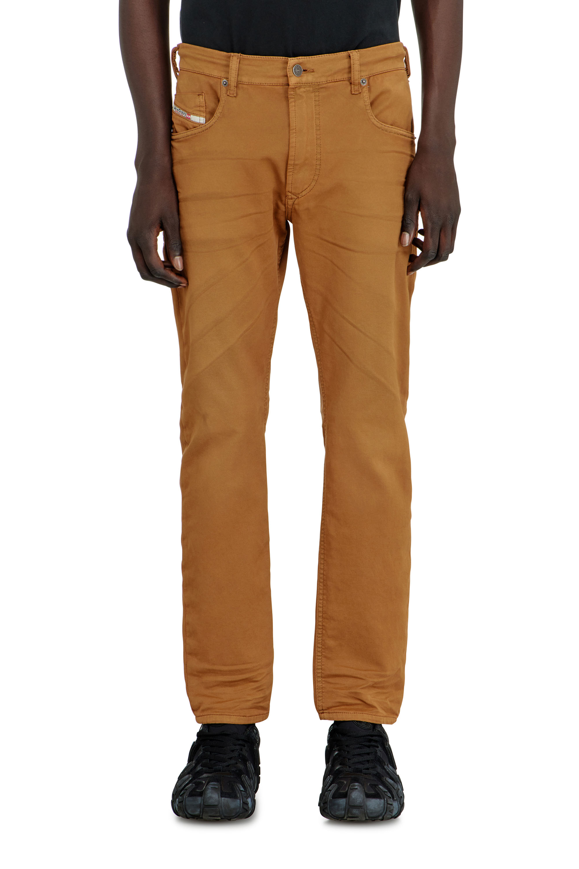 Diesel - Man's Regular 2032 D-Krooley-BW Joggjeans&reg; 0670M, Camel - 2