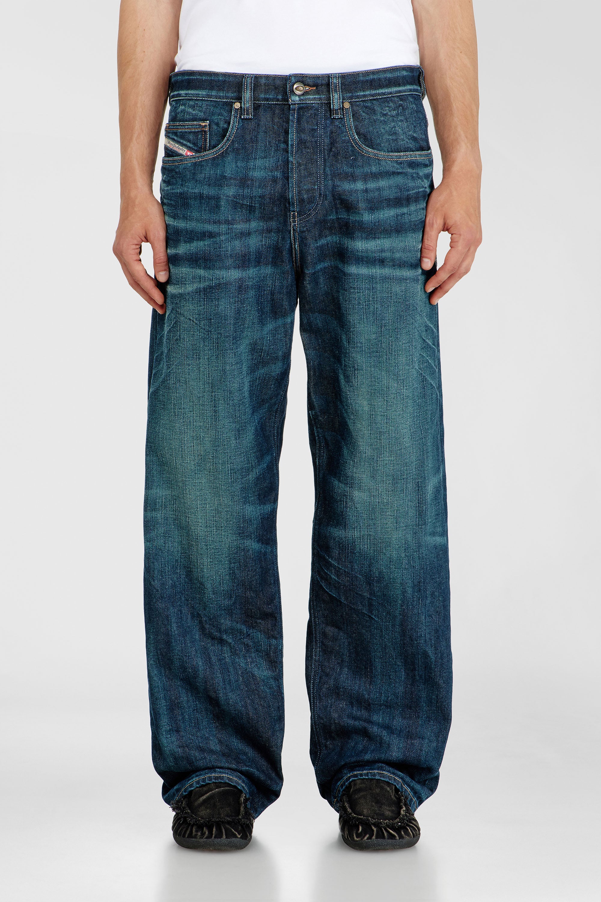 Diesel - Man's Relaxed Jeans 2001 D-Macro 09Q04, Dark Blue - 1