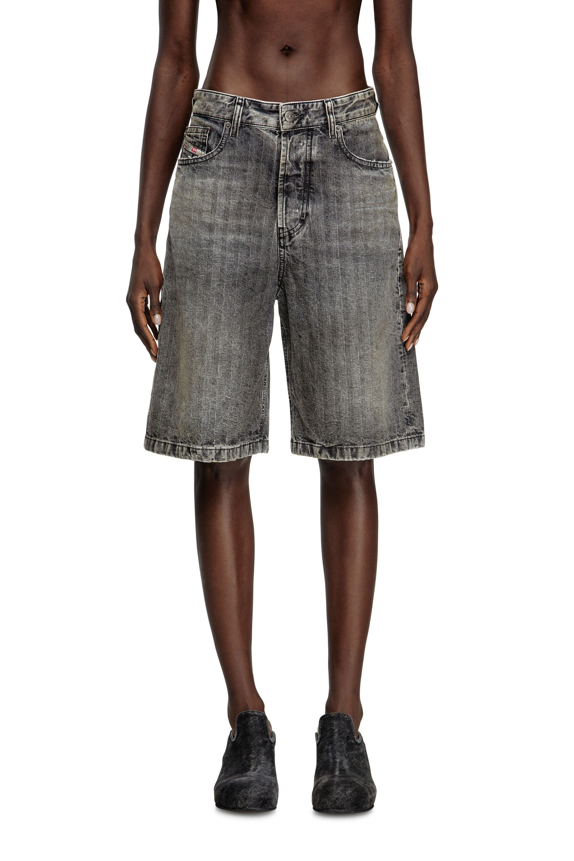 Diesel - DE-SIRE-SHORT, Woman's Shorts in herringbone denim in Light Grey - 2