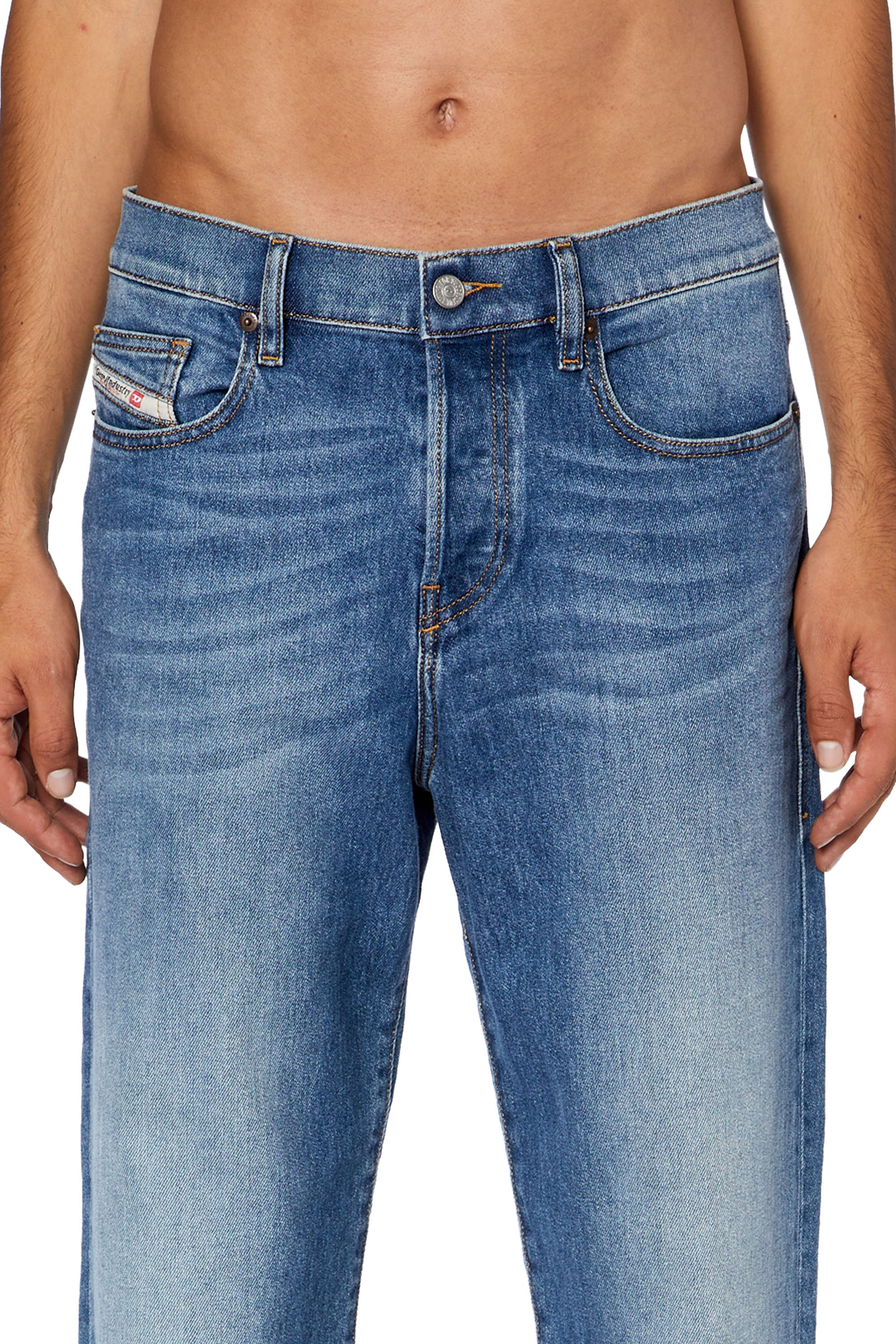 Diesel - Straight Jeans 2020 D-Viker 09F82, Medium blue - Image 3