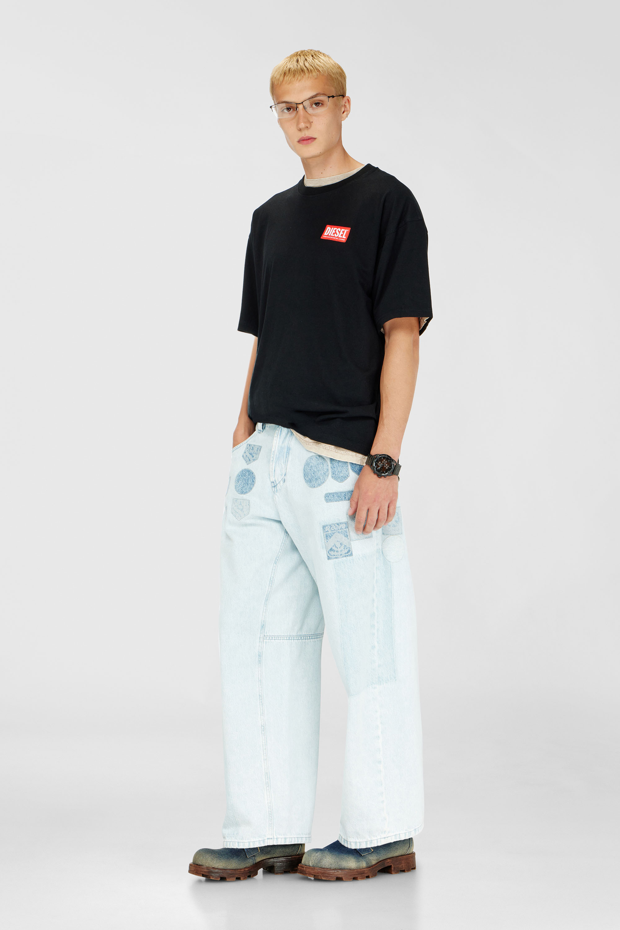 Diesel - T-BOXT-LAB, Man's T-shirt with jacquard logo patch in Black - 2