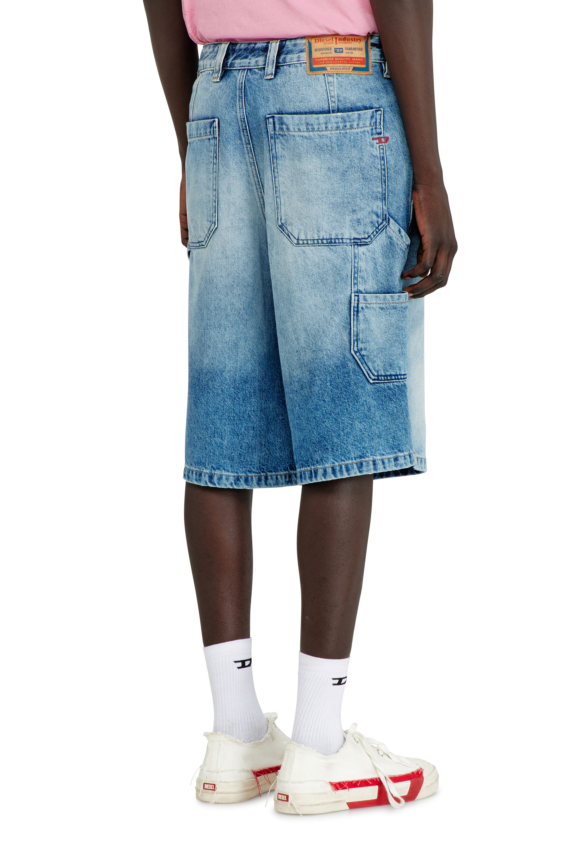 Diesel - D-LIVERY-W-SHORT, Man's Relaxed shorts in fluid denim with abrasions in null - 4