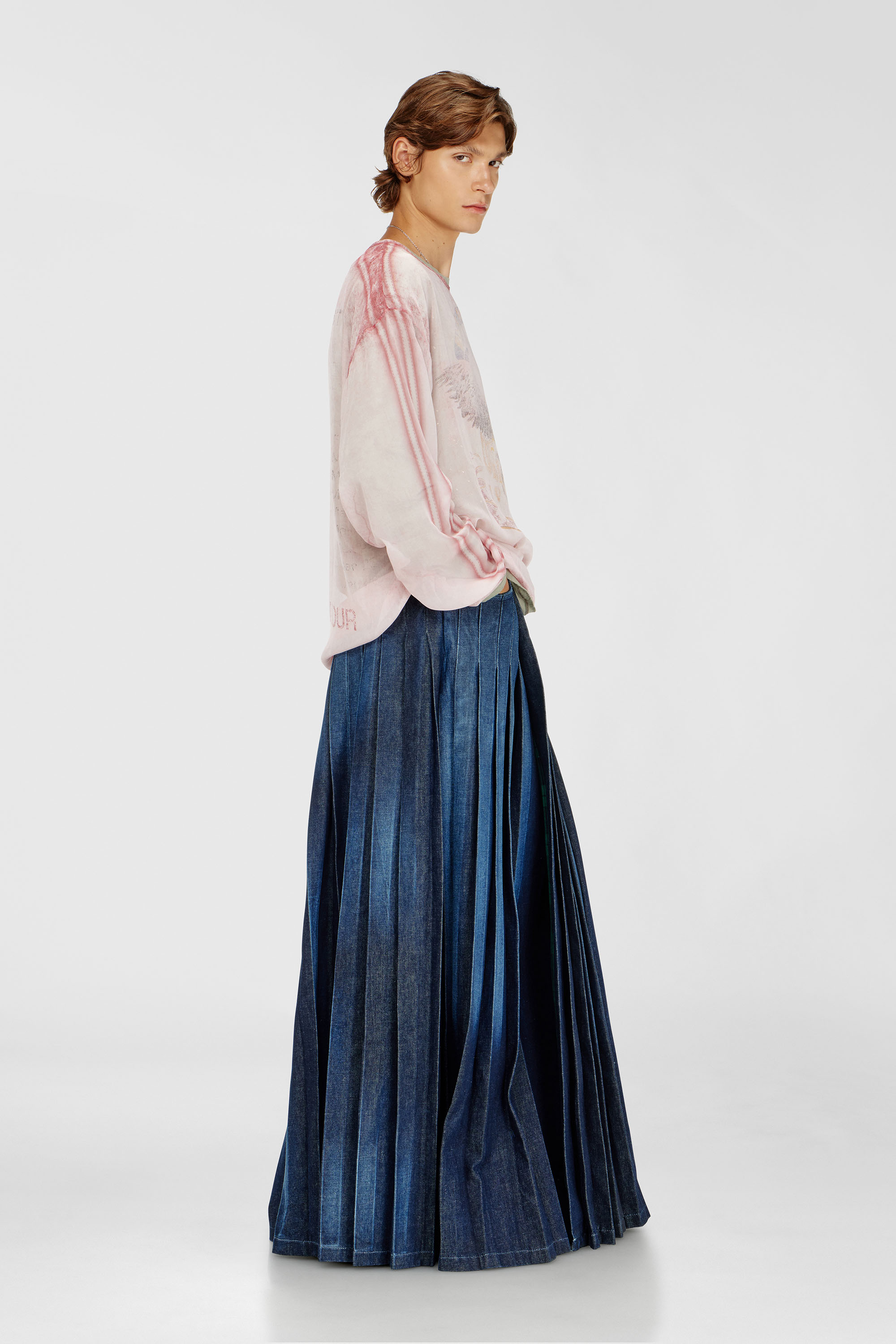 Long wrap skirt in pleated denim