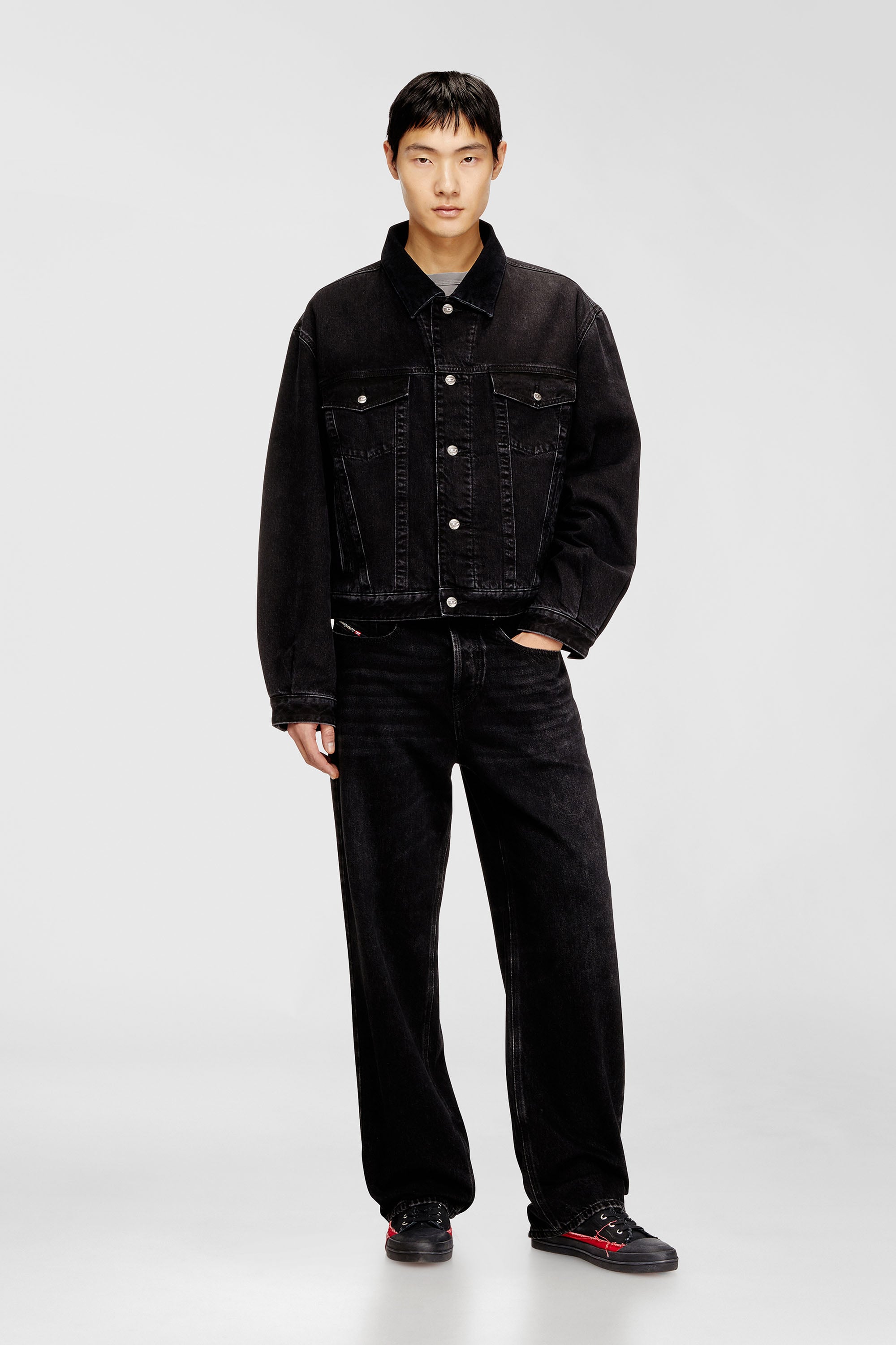 Diesel - D-RANGER-T, Unisex's Padded trucker jacket in denim in Black - 2