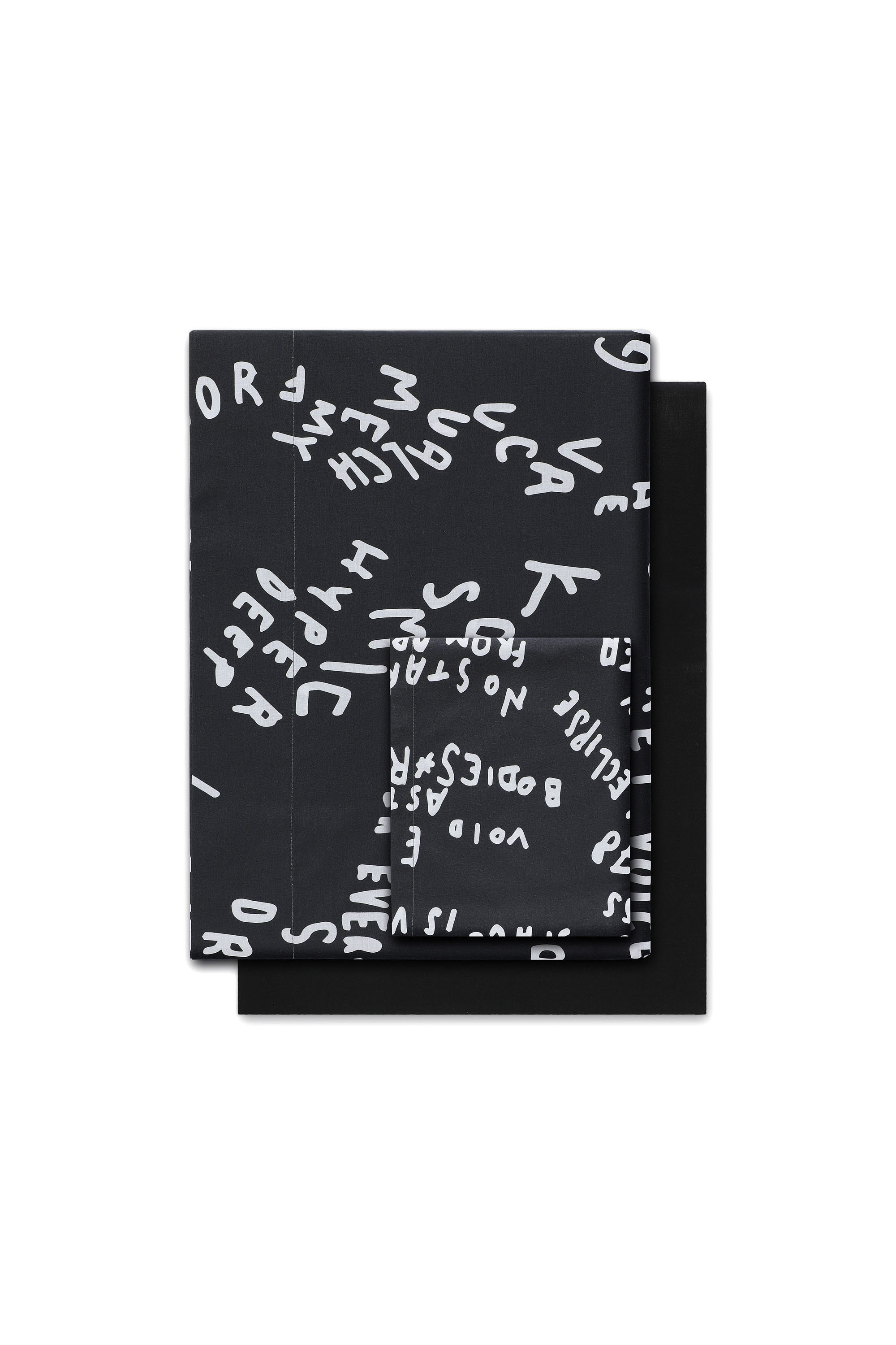 2003997 CLET SCRIBBL, Black - Duvet Cover Set