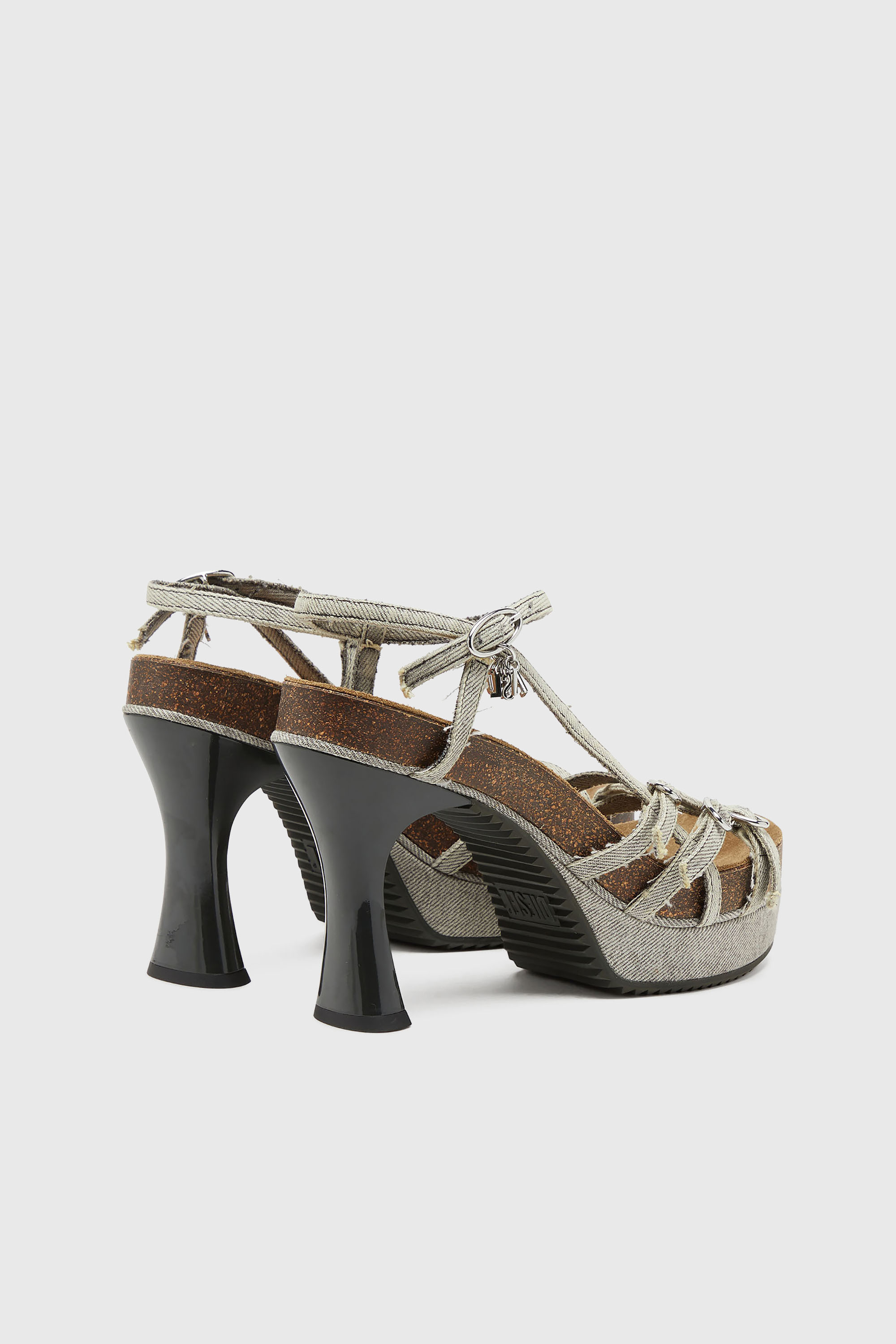 Diesel - D-WOODSTOCK 105 SANDAL, Woman's D-Woodstock-Strappy platform sandals in denim in Grey - 2