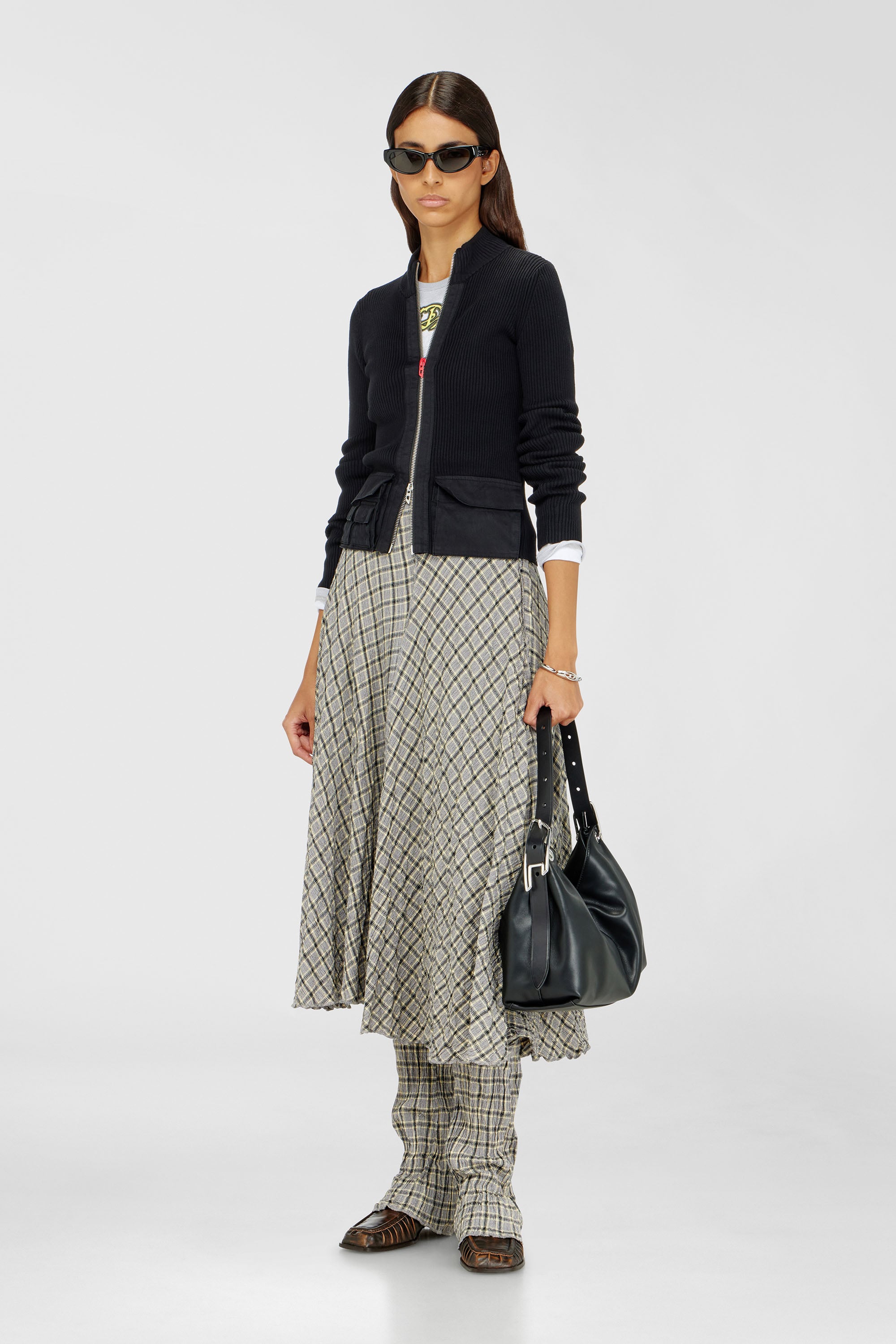 Diesel - M-MELISSA, Woman's Ribbed cardigan with cargo pockets in Black - 2