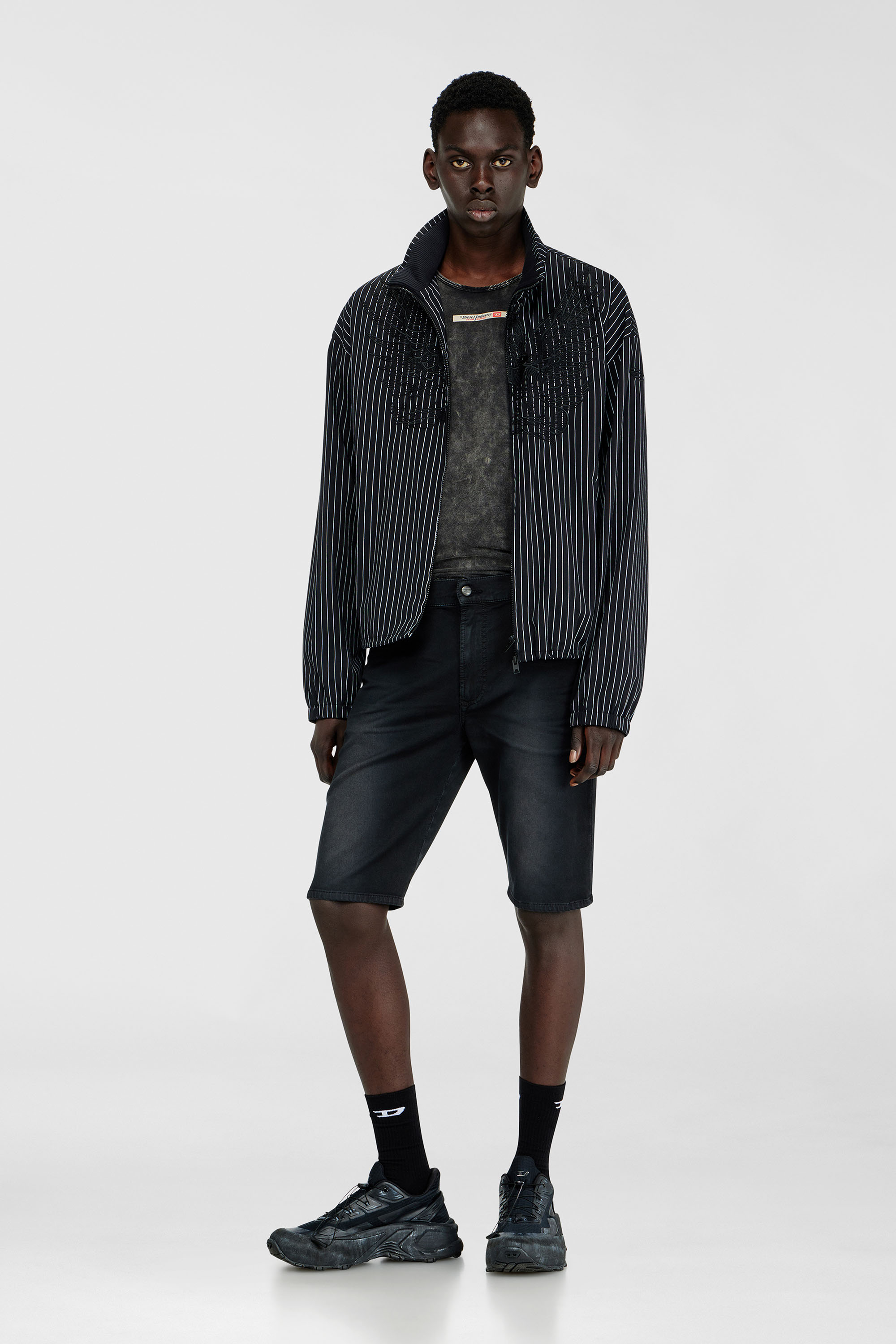 Diesel - 2033 D-KROOLEY-SHORT-BW JOGG, Man's Slim shorts in coloured denim in Black - 1